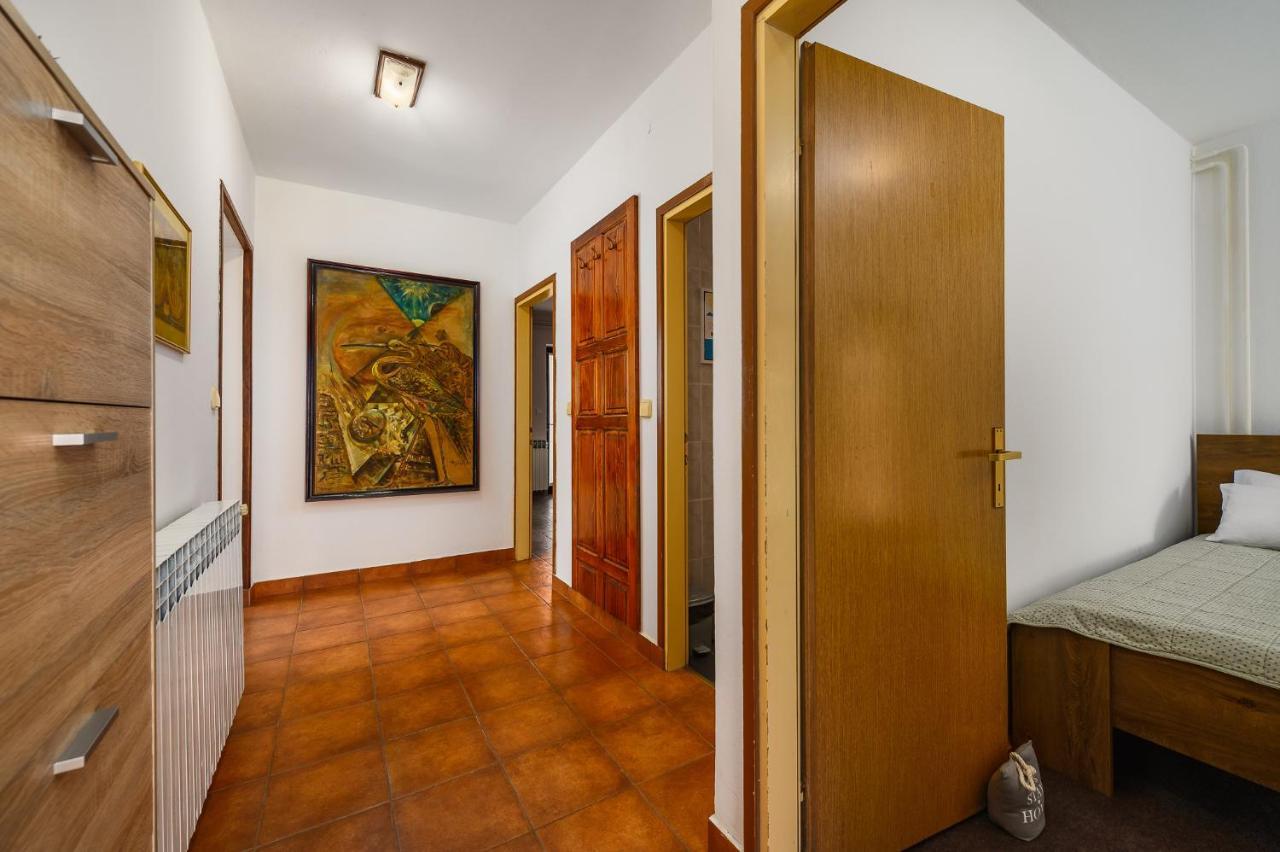 Apartments Josipa Пореч Екстериор снимка