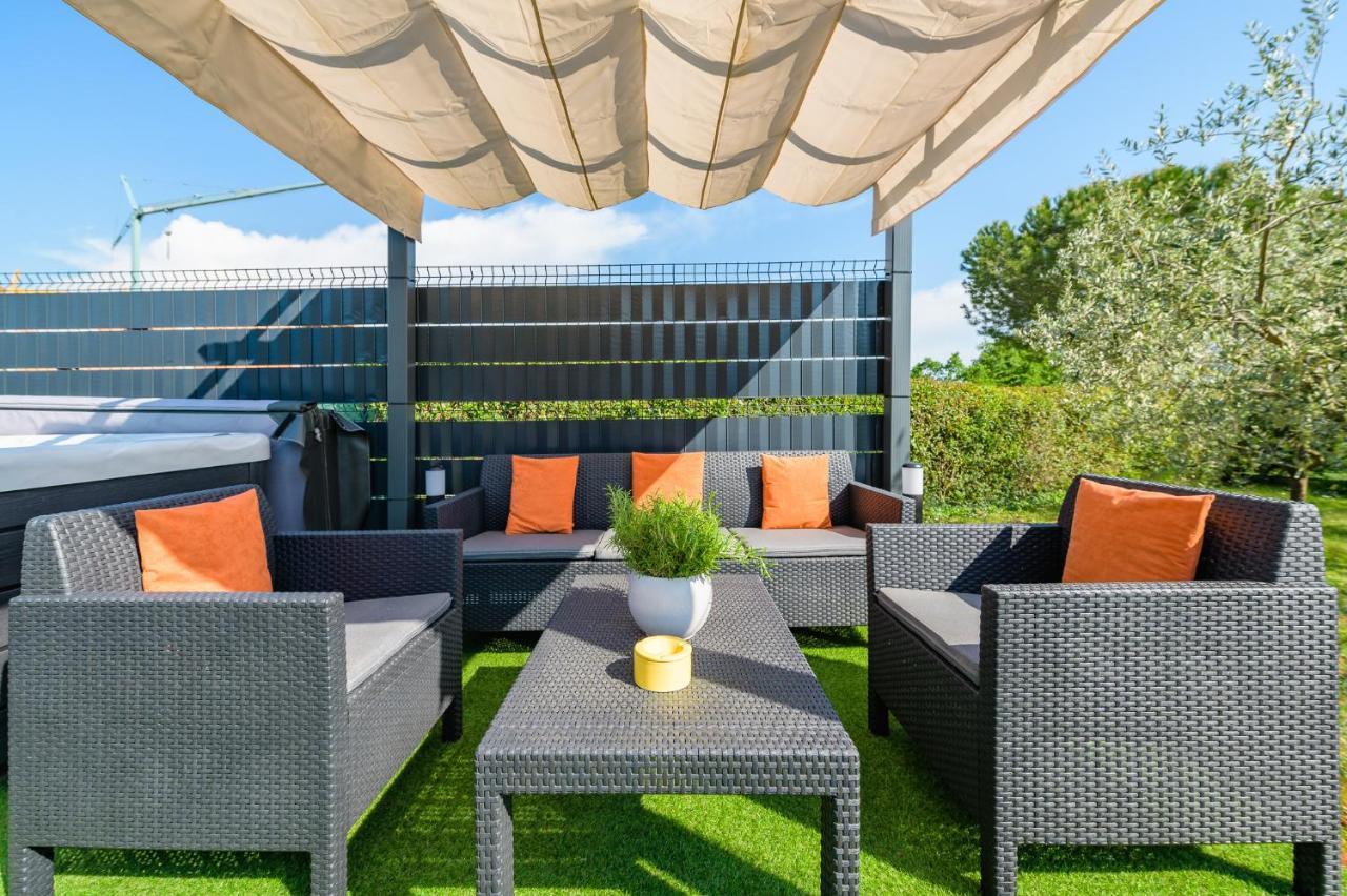 Apartments Josipa Пореч Екстериор снимка