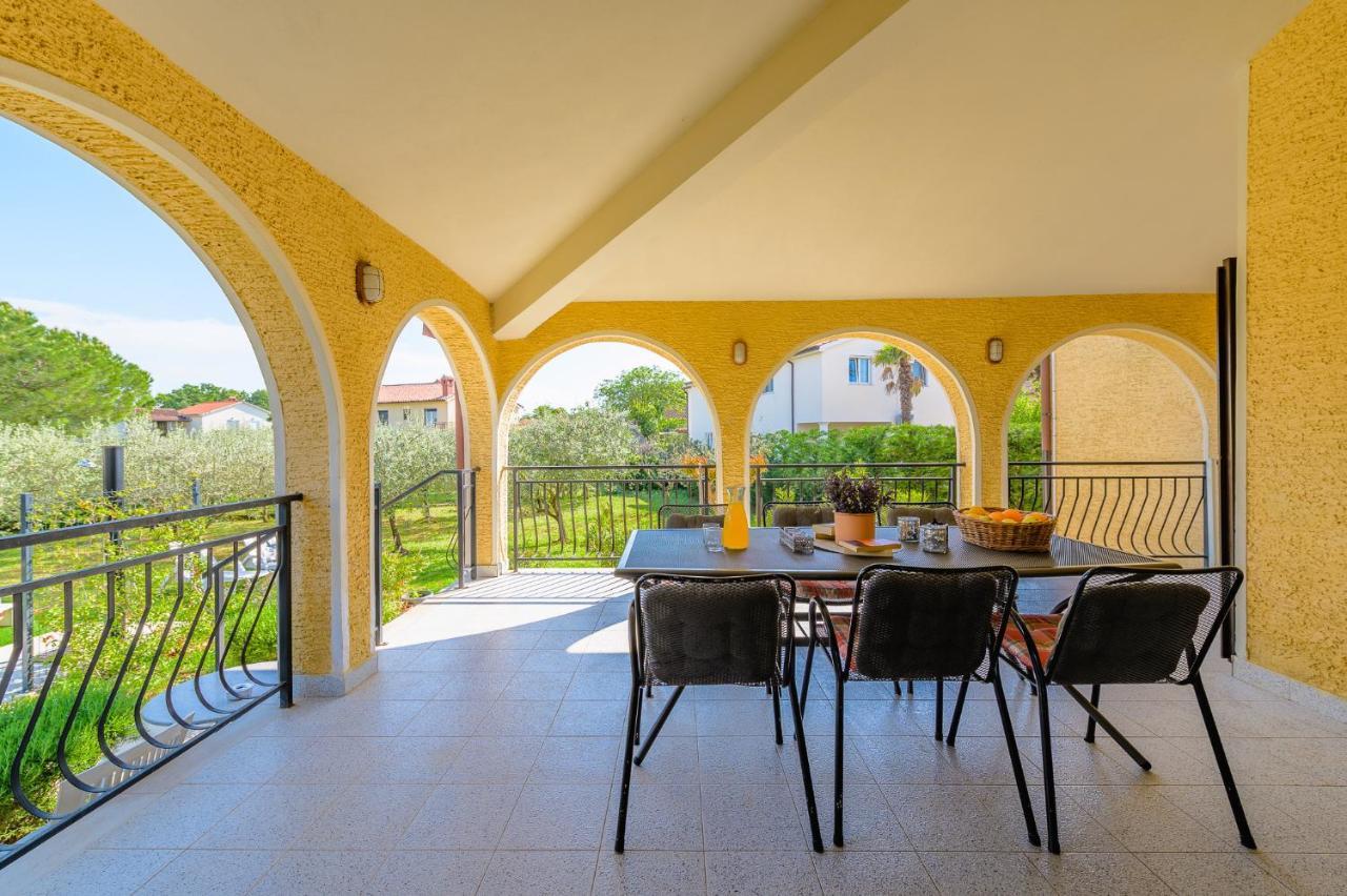 Apartments Josipa Пореч Екстериор снимка