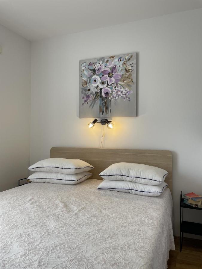 Apartments Josipa Пореч Екстериор снимка