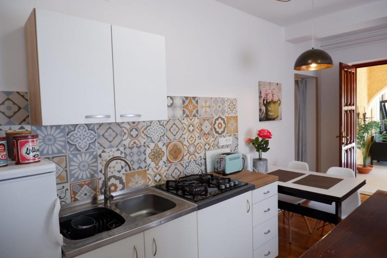 Apartments Josipa Пореч Екстериор снимка