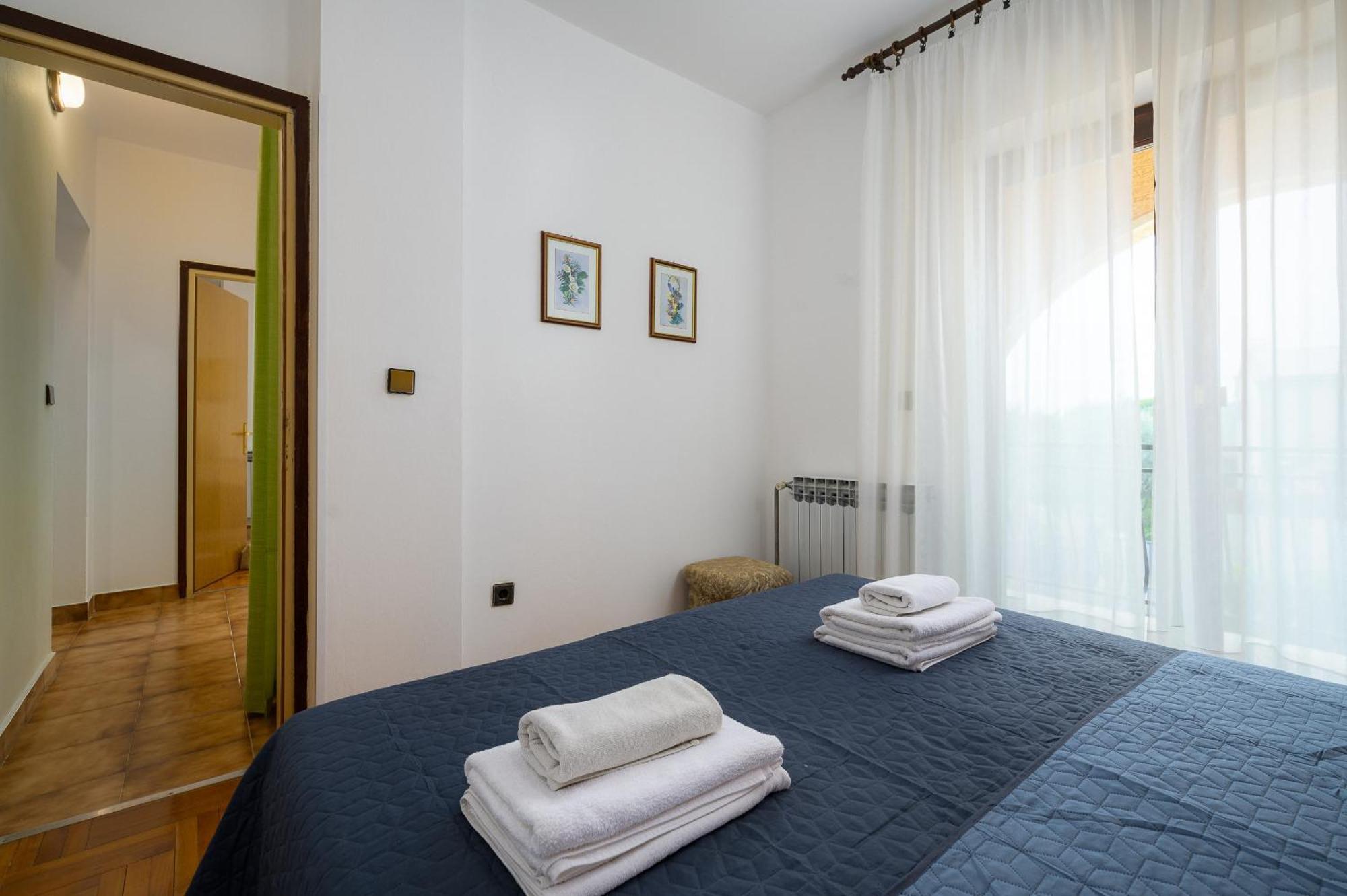 Apartments Josipa Пореч Екстериор снимка