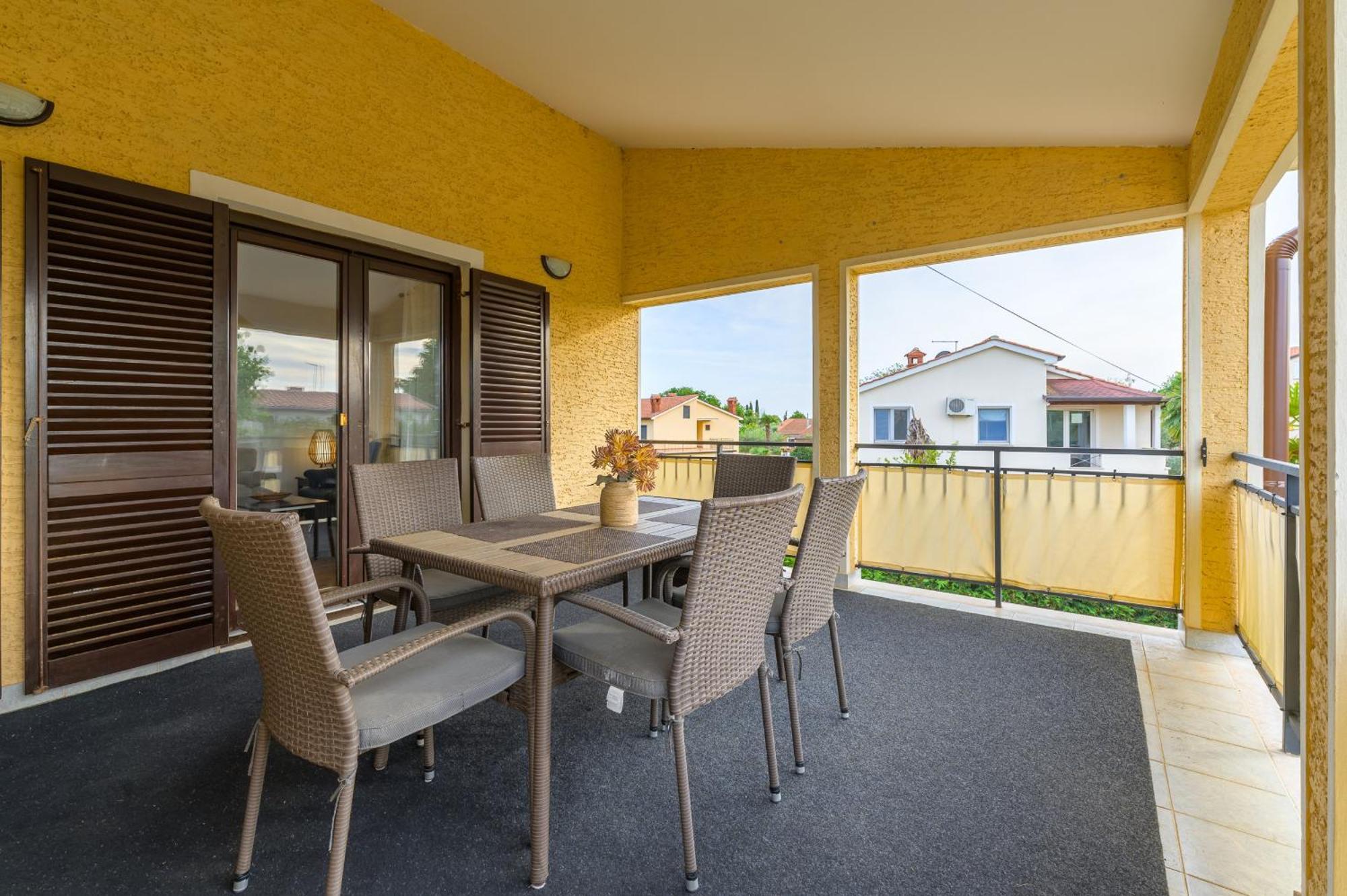 Apartments Josipa Пореч Екстериор снимка